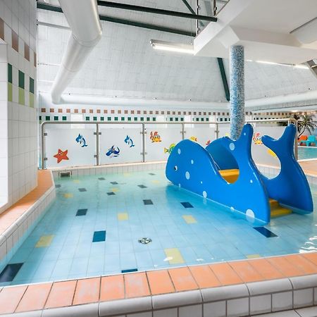 Roompot Landgoed Het Grote Zand Hooghalen Buitenkant foto