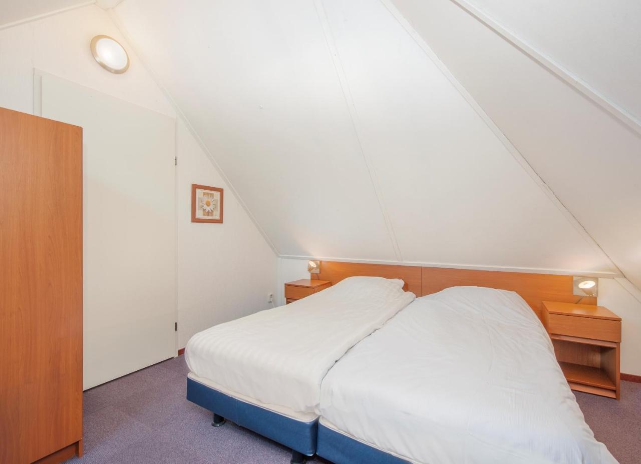 Roompot Landgoed Het Grote Zand Hooghalen Kamer foto