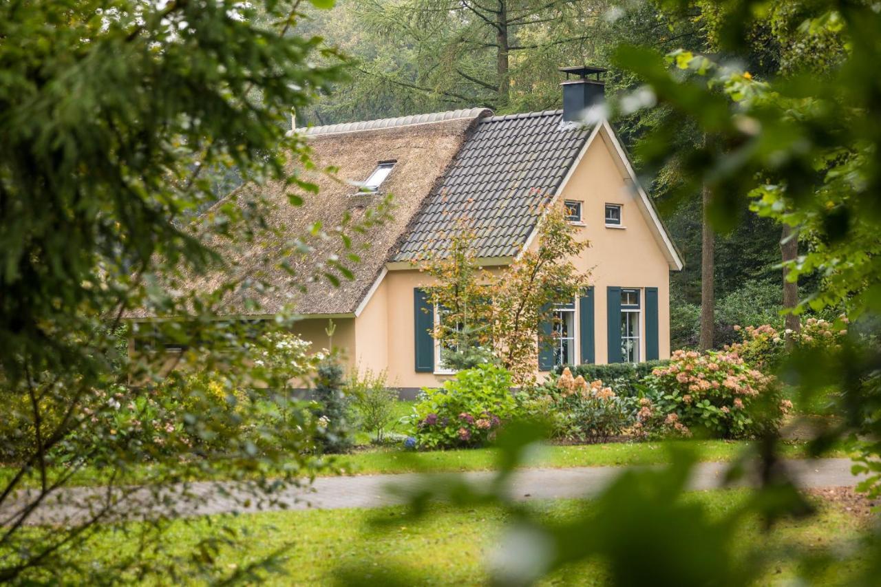 Roompot Landgoed Het Grote Zand Hooghalen Buitenkant foto